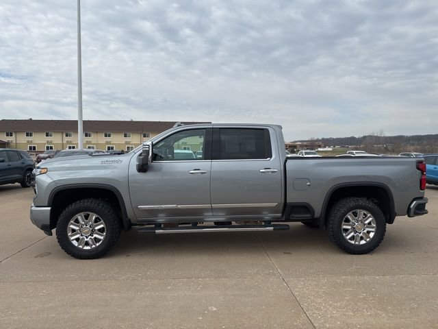 Used 2026 Chevrolet Silverado 2500 High Country w/ High Country Premium Package image 9