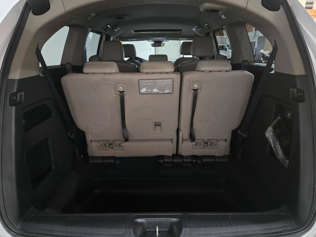 Used 2023 Honda Odyssey EX-L image 16
