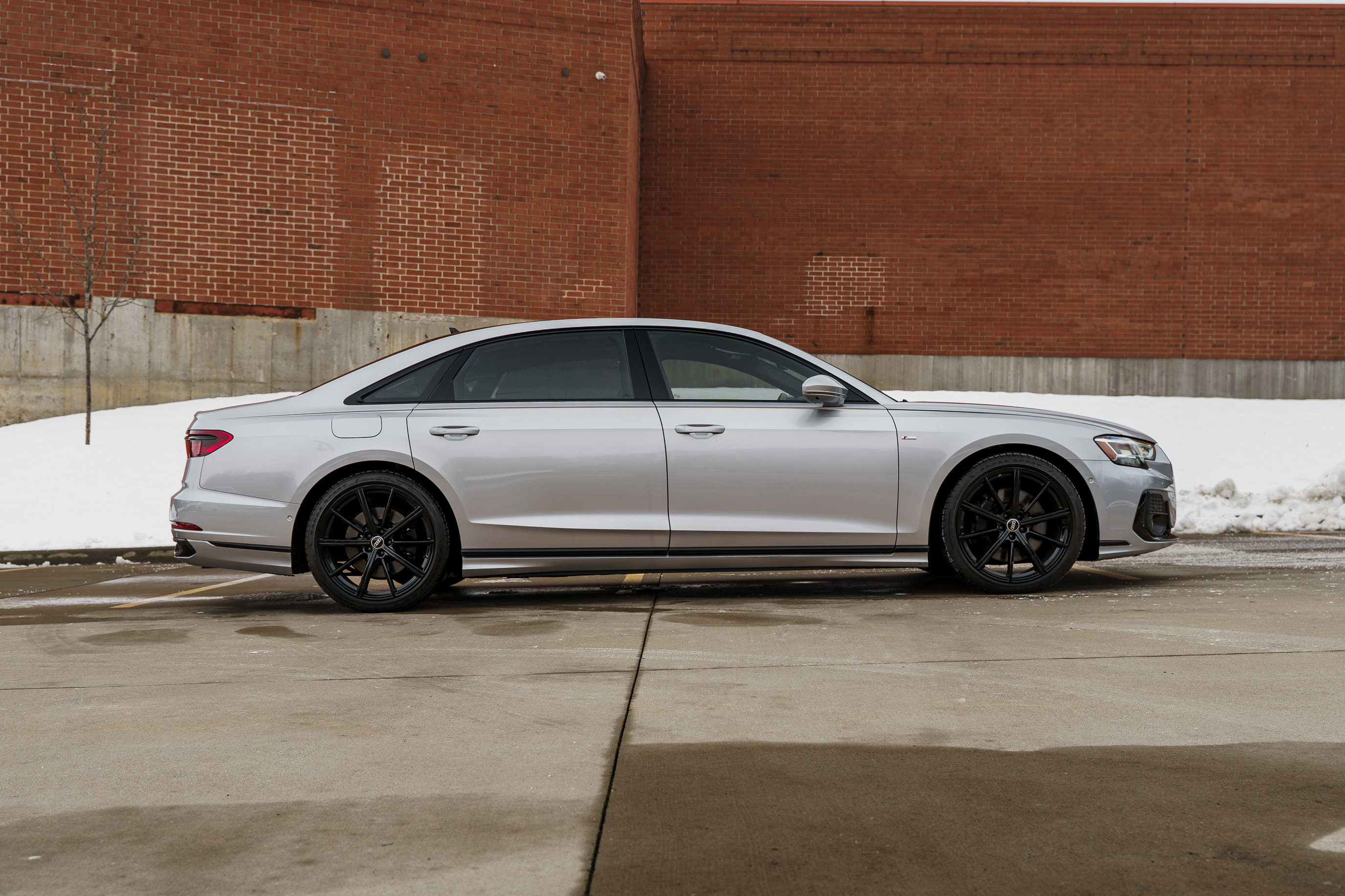 Used 2022 Audi A8 L 3.0T image 3