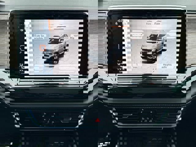 New 2026 Volkswagen Atlas SEL Premium R-Line image 31