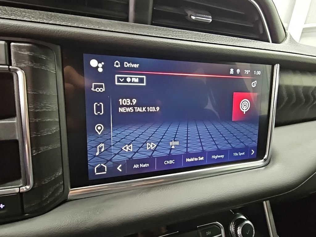 Used 2024 GMC Yukon XL Denali image 18