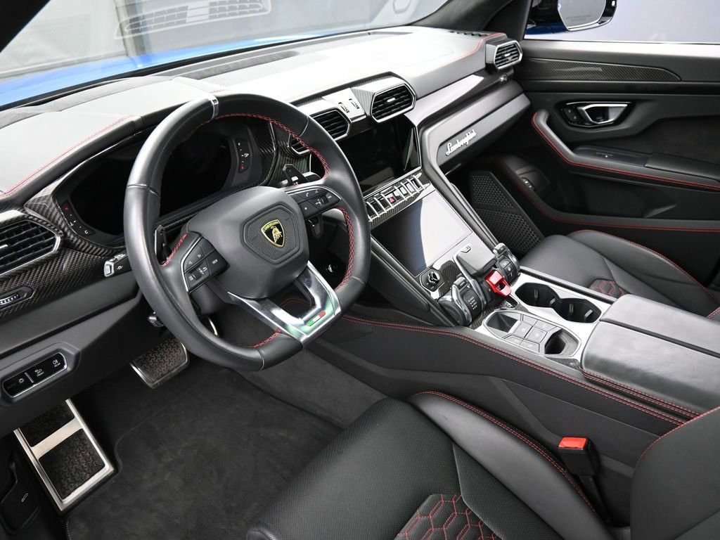 Used 2022 Lamborghini Urus image 4