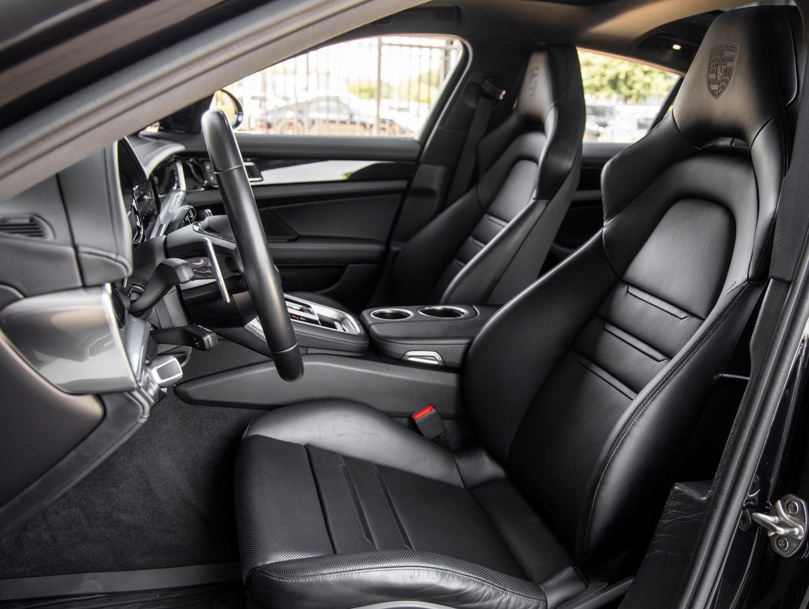 Certified 2023 Porsche Panamera 4S AWD/4WD image 5