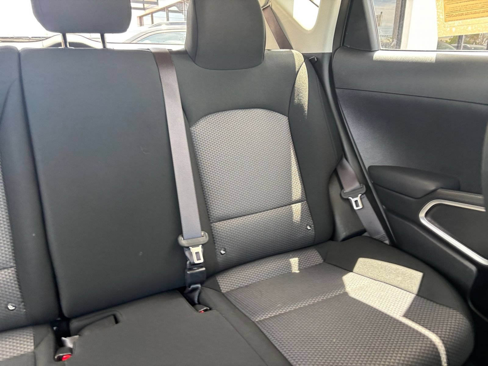 Used 2025 Kia Soul LX w/ LX Technology Package FWD image 30