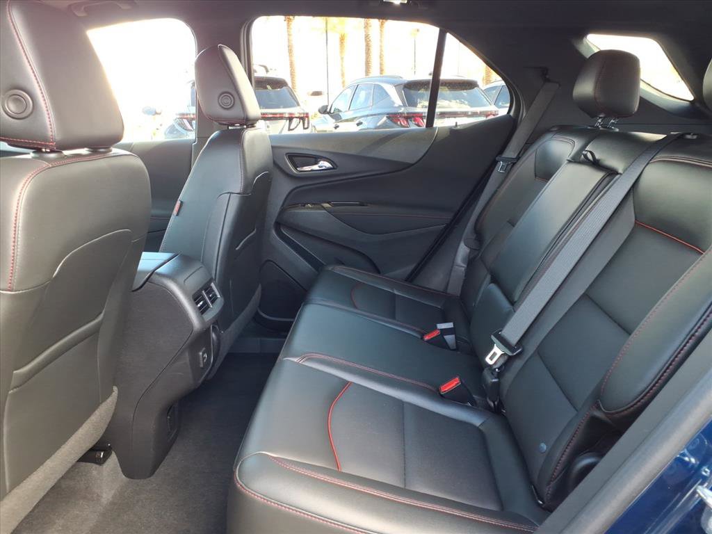 Used 2022 Chevrolet Equinox RS w/ RS Leather Package image 15