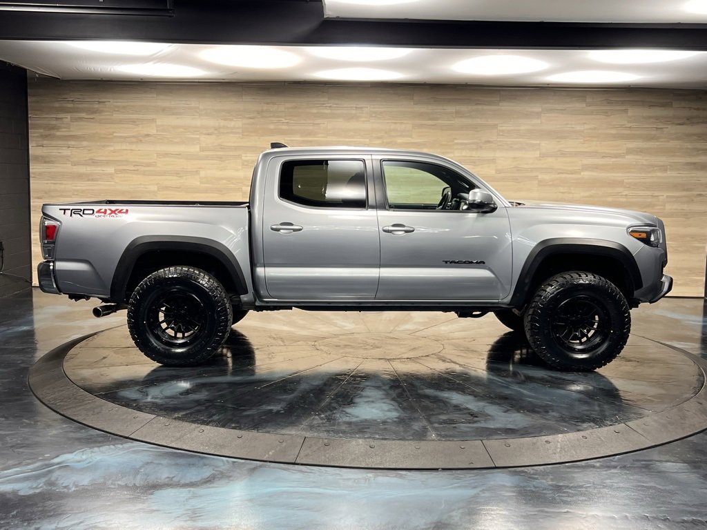 Used 2023 Toyota Tacoma TRD Off-Road image 17
