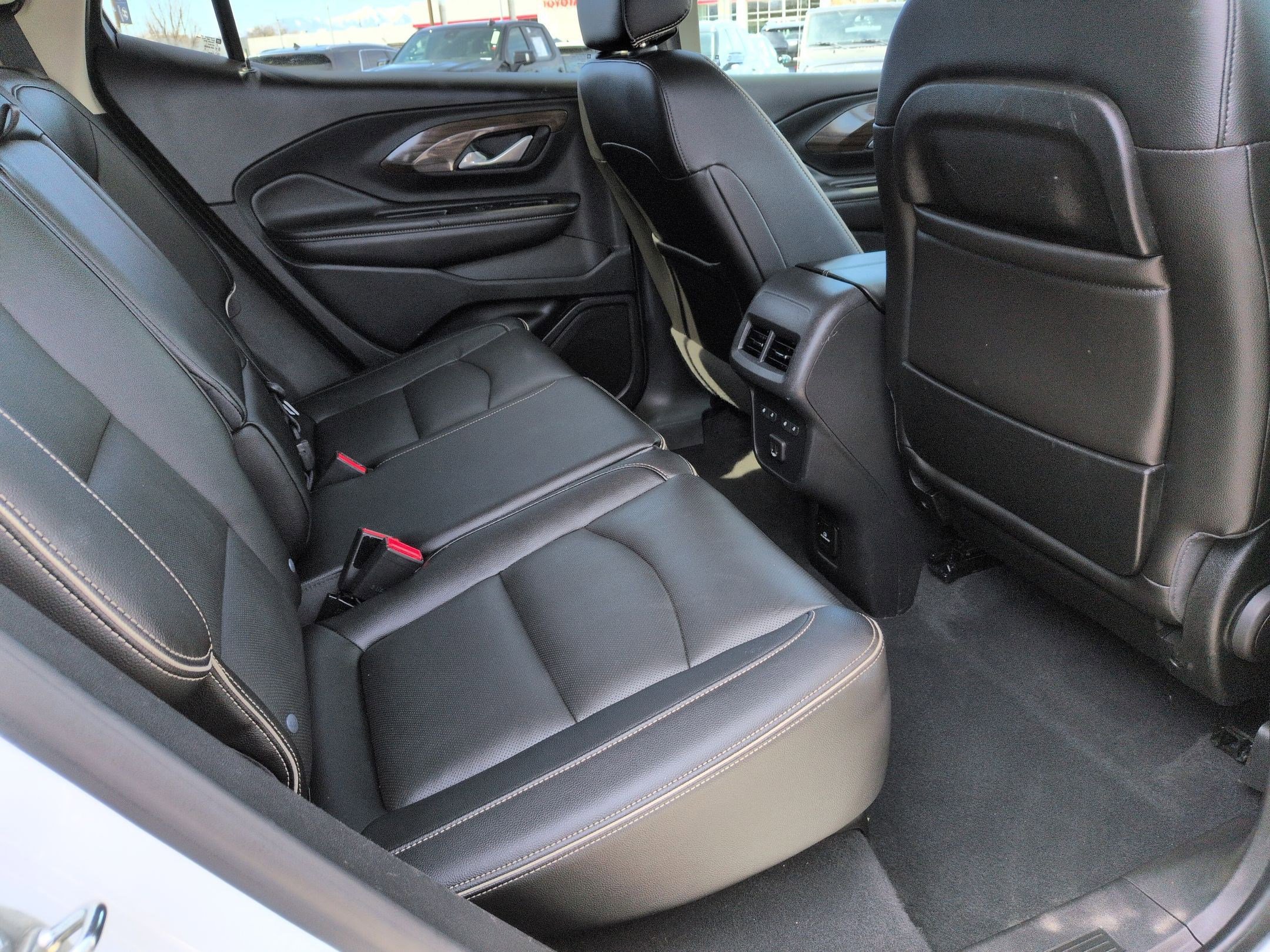 Used 2020 GMC Terrain Denali w/ Denali Premium Package image 32