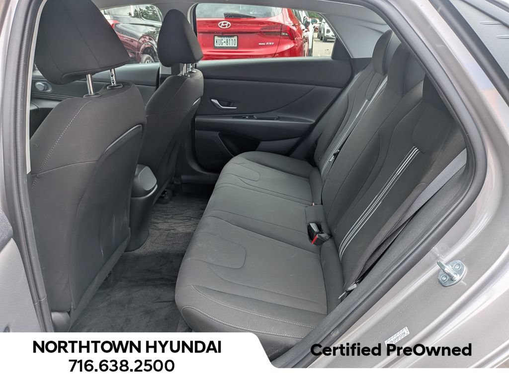 Certified 2023 Hyundai Elantra SEL w/ Convenience Package FWD image 31