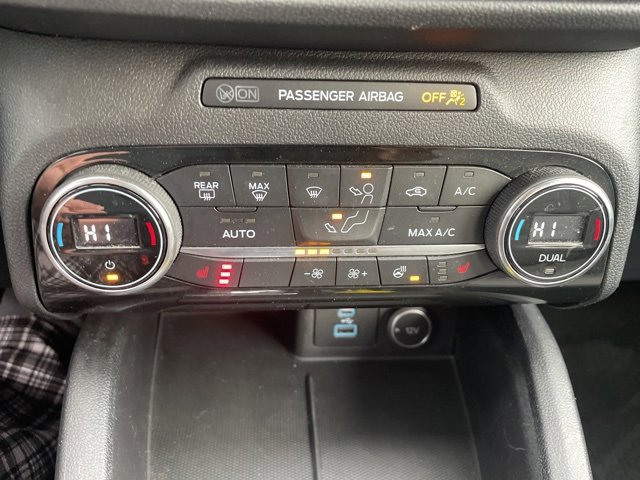 Used 2021 Ford Escape SE w/ Cold Weather Package image 28