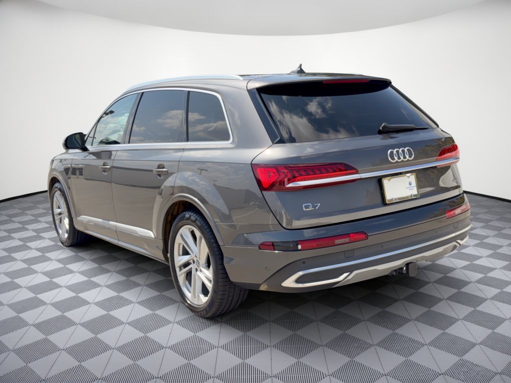 Used 2020 Audi Q7 3.0T Prestige AWD/4WD image 3