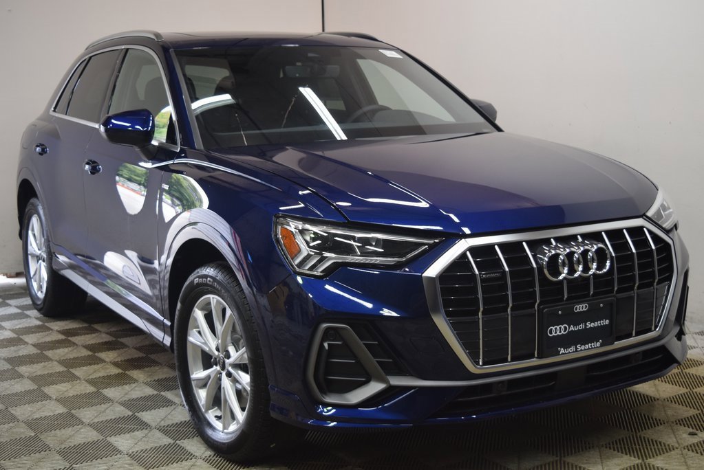 New 2025 Audi Q3 2.0T Premium Plus