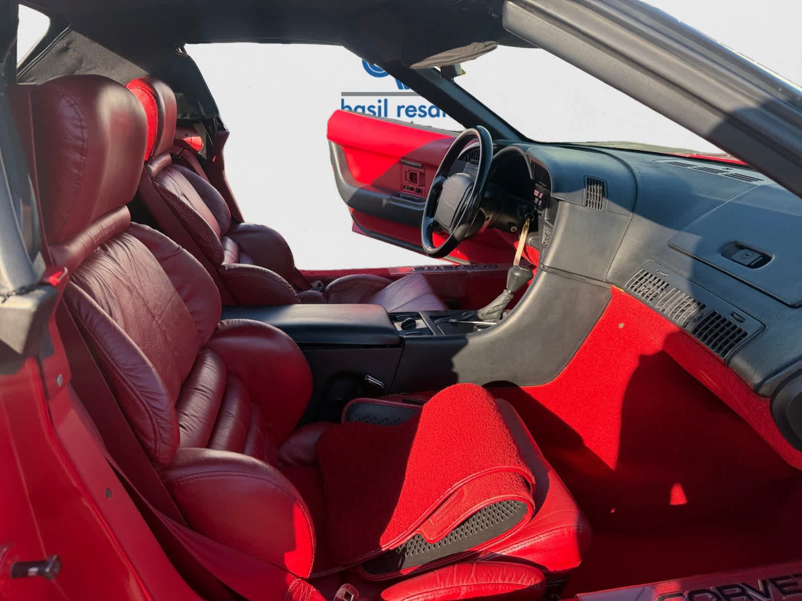 Used 1992 Chevrolet Corvette Convertible RWD image 23