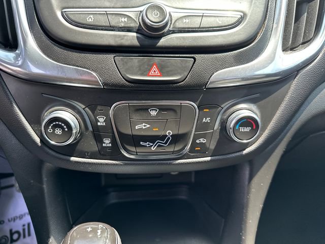 Used 2021 Chevrolet Equinox LT FWD image 18