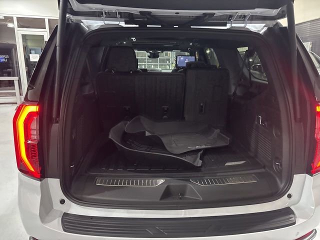 Used 2026 GMC Yukon XL Denali w/ Denali Reserve Package image 40
