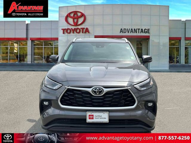 Used 2023 Toyota Highlander XLE AWD/4WD video 2