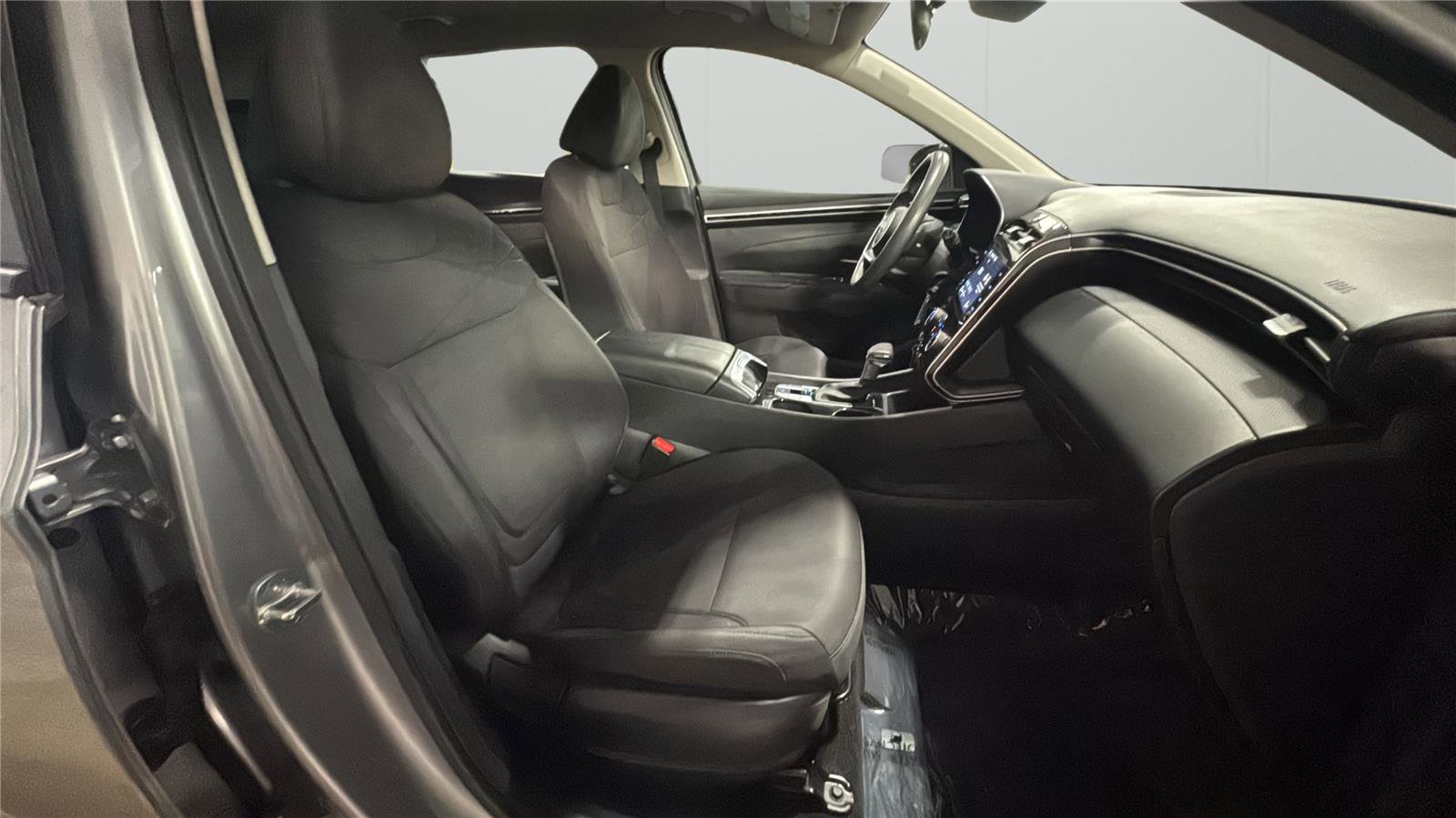 Used 2023 Hyundai Tucson SE AWD/4WD image 14