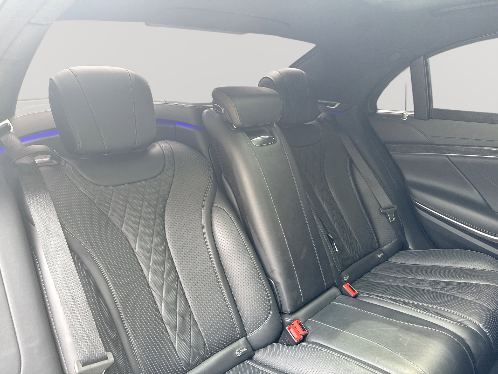 Used 2019 Mercedes-Benz S 560 4MATIC Sedan w/ Premium Package image 26