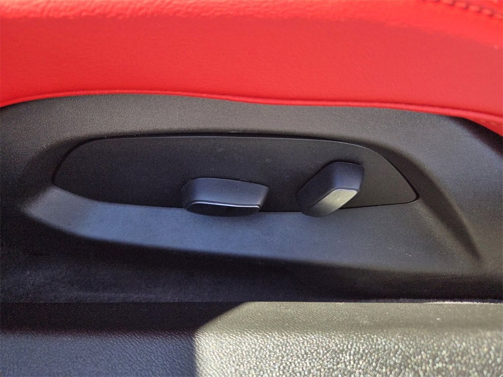 Certified 2023 Chevrolet Corvette Stingray Coupe w/ Z51 Performance Package image 4