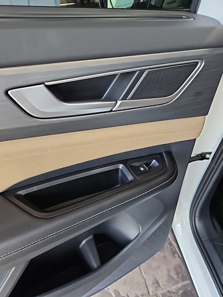 New 2026 Volkswagen Atlas Cross Sport SE AWD/4WD image 22