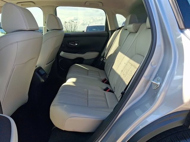 Used 2024 Honda HR-V EX-L image 11