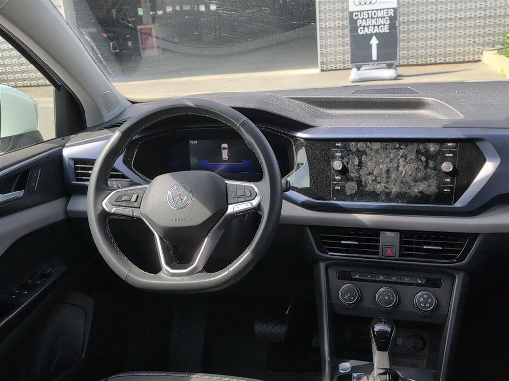 Used 2022 Volkswagen Taos SE FWD image 10