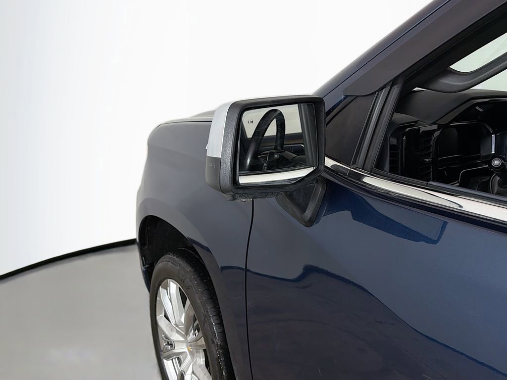 Used 2022 Chevrolet Silverado 1500 High Country w/ High Country Premium Package image 31
