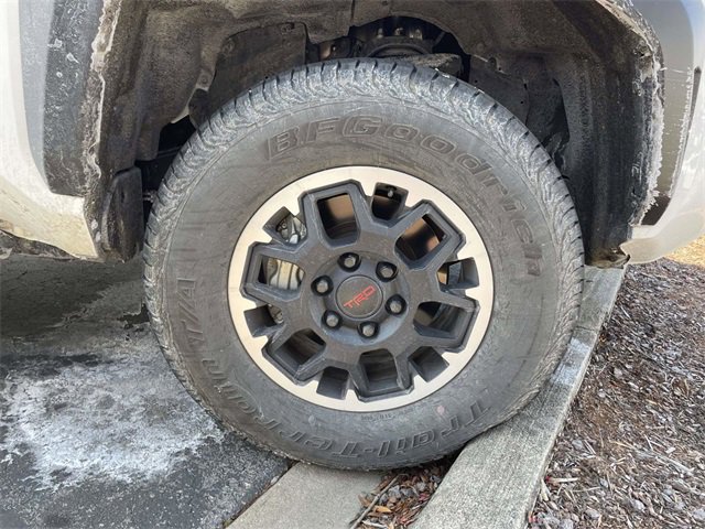 Used 2024 Toyota Tacoma TRD Off-Road w/ TRD Off Road Upgrade Package image 8
