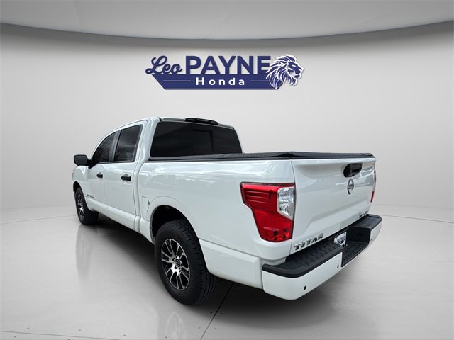 Used 2023 Nissan Titan SV image 4