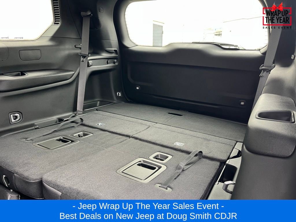 New 2025 Jeep Grand Cherokee L Laredo w/ Trailer Tow Package image 27