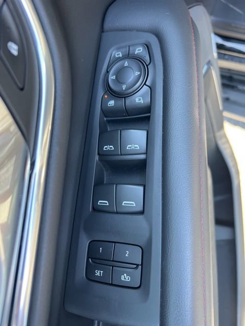 Used 2023 Chevrolet Tahoe RST w/ Luxury Package AWD/4WD image 13