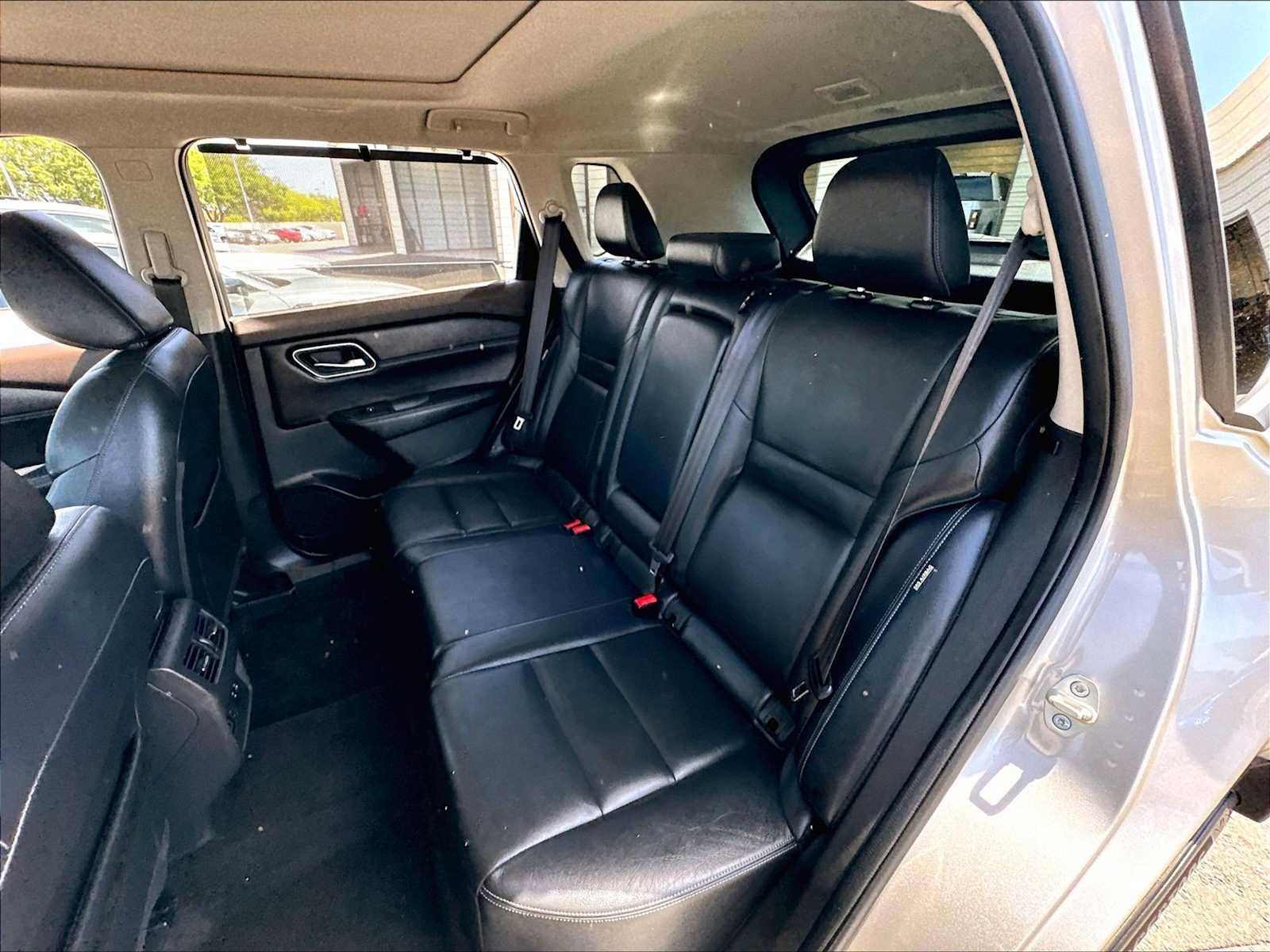 Used 2021 Nissan Rogue SL AWD/4WD image 27