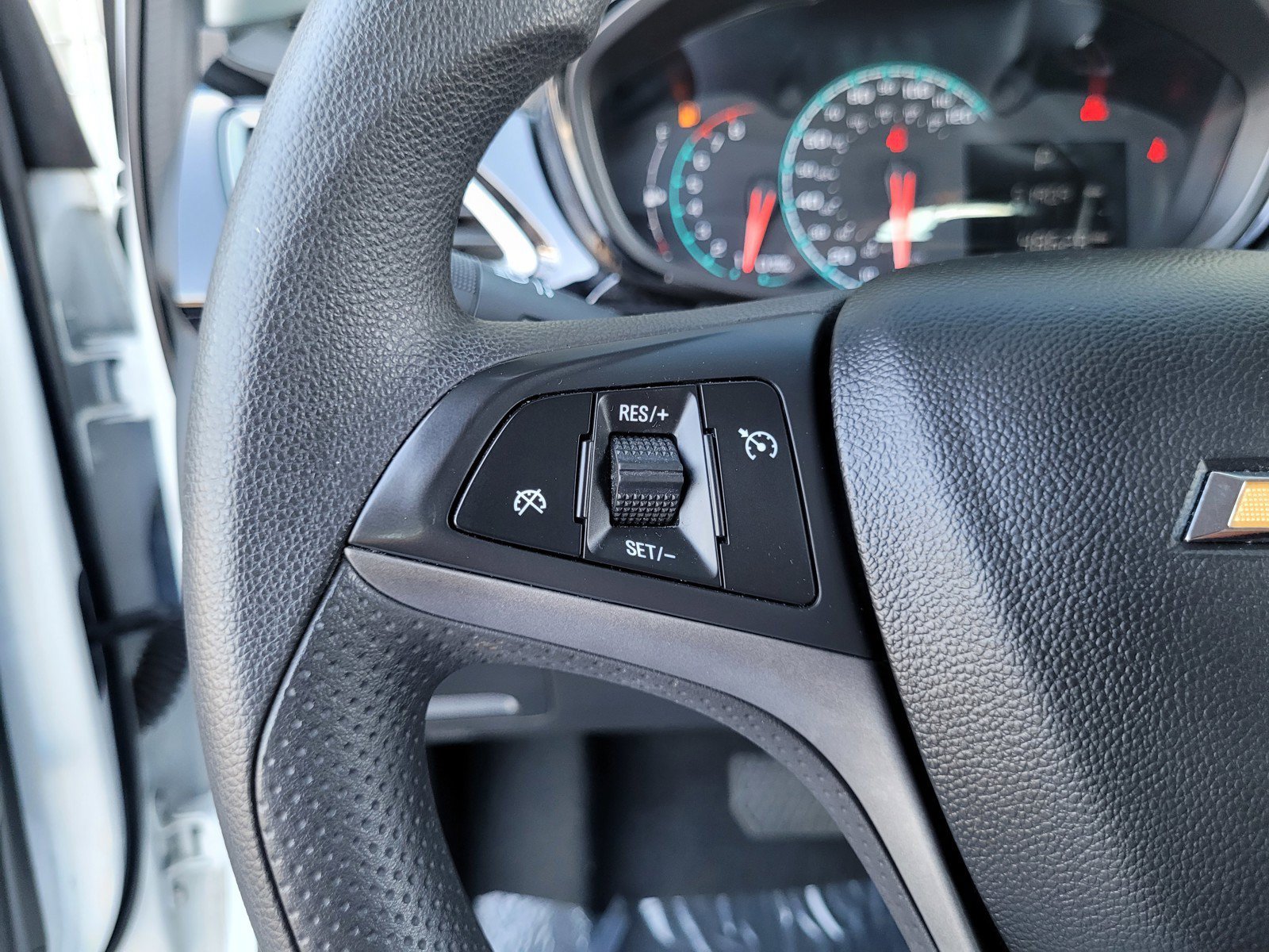Used 2022 Chevrolet Spark LT FWD image 22