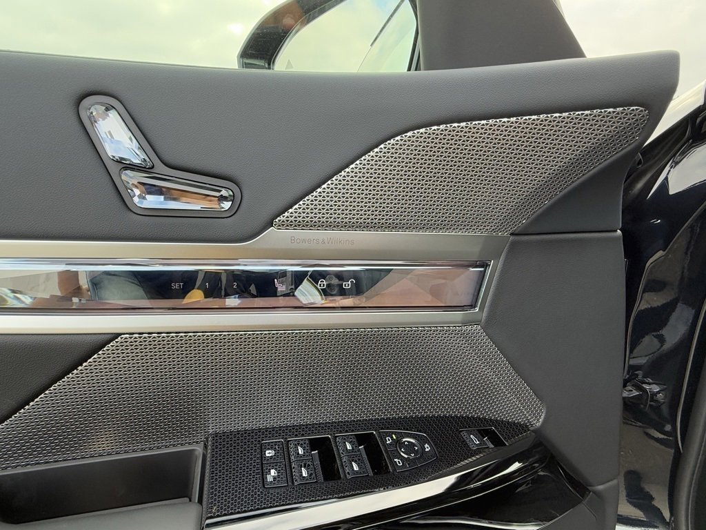 New 2026 BMW i7 eDrive50 w/ M Sport Package image 21
