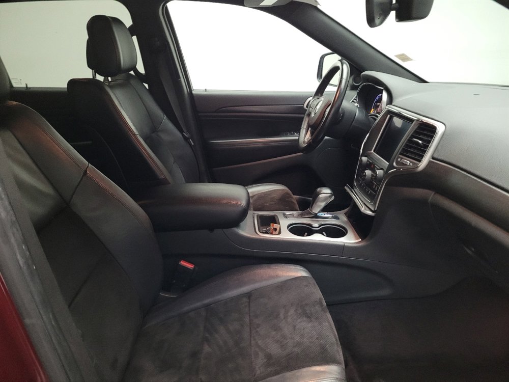 Used 2018 Jeep Grand Cherokee Altitude image 21