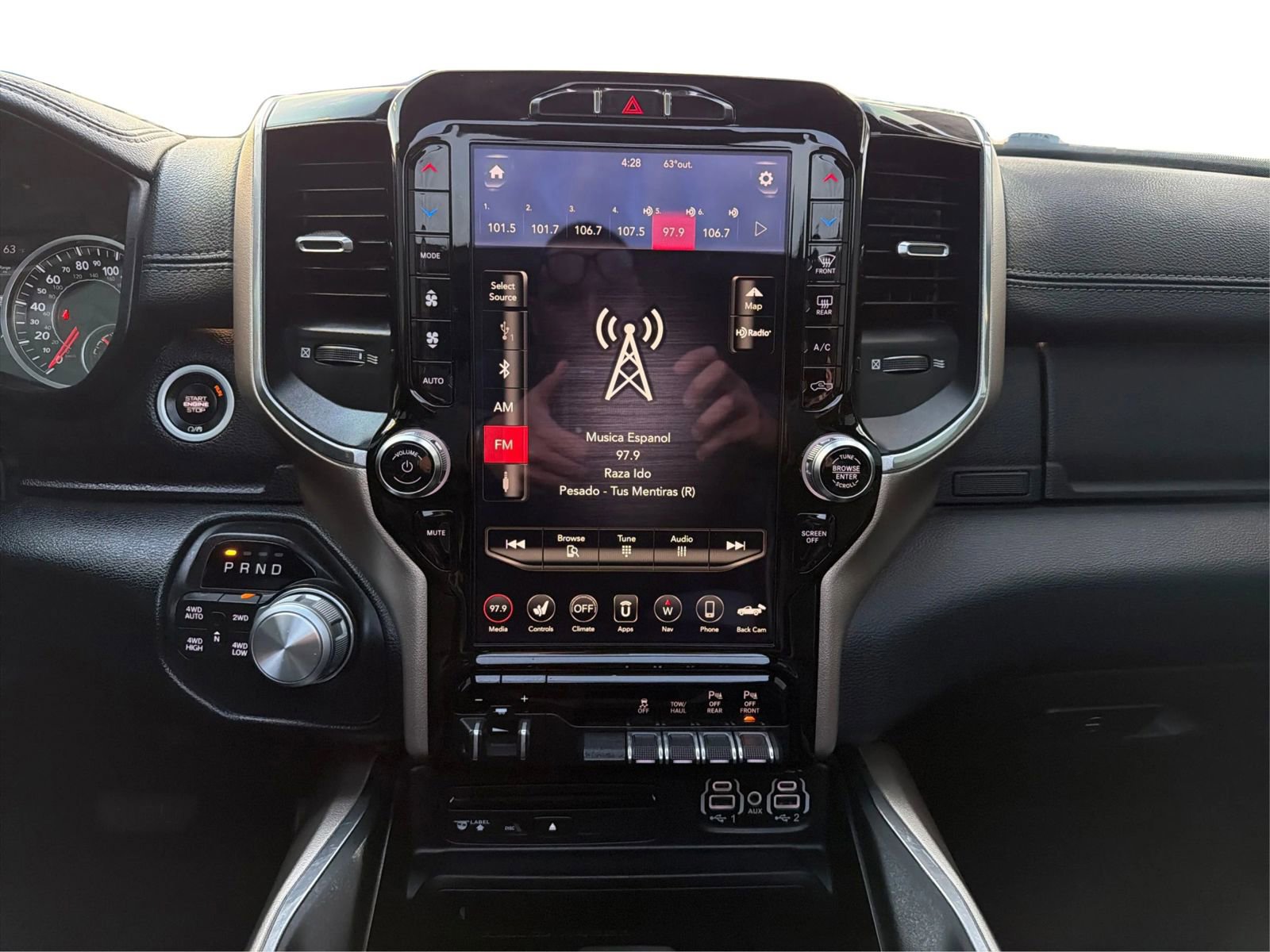 Used 2019 RAM 1500 Laramie image 14