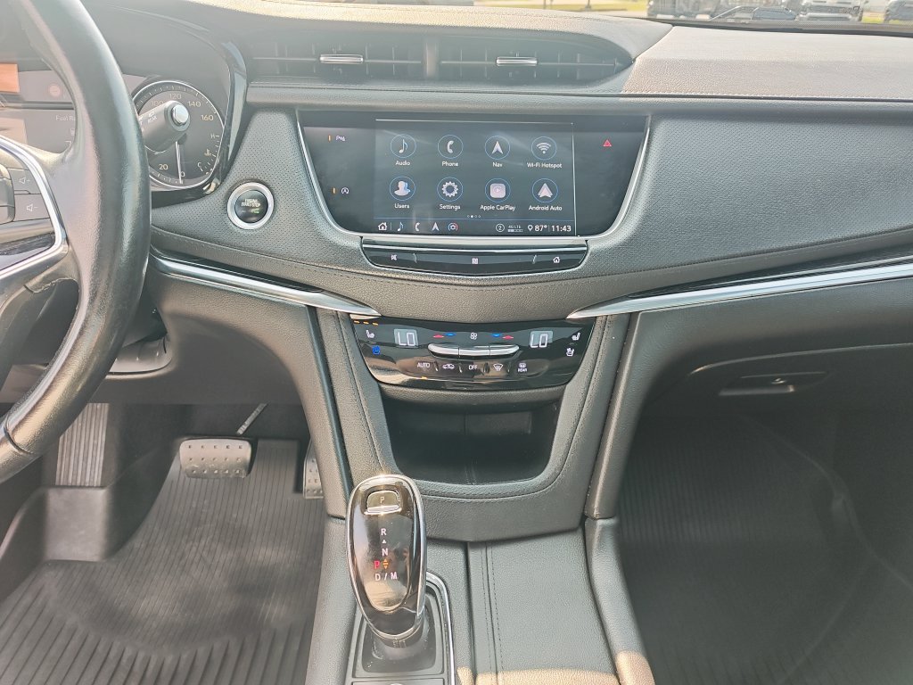 Used 2020 Cadillac XT5 Premium Luxury w/ LPO, Floor Liner Package AWD/4WD image 23
