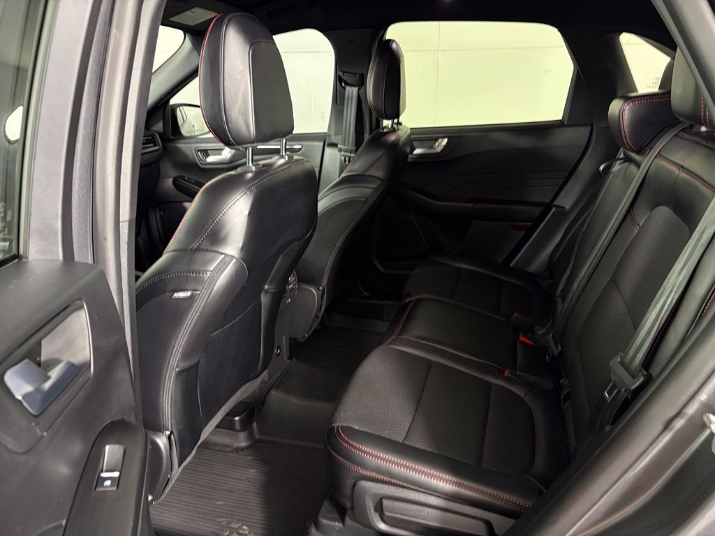 Used 2026 Ford Escape ST-Line w/ Tech Pack #1 FWD image 40