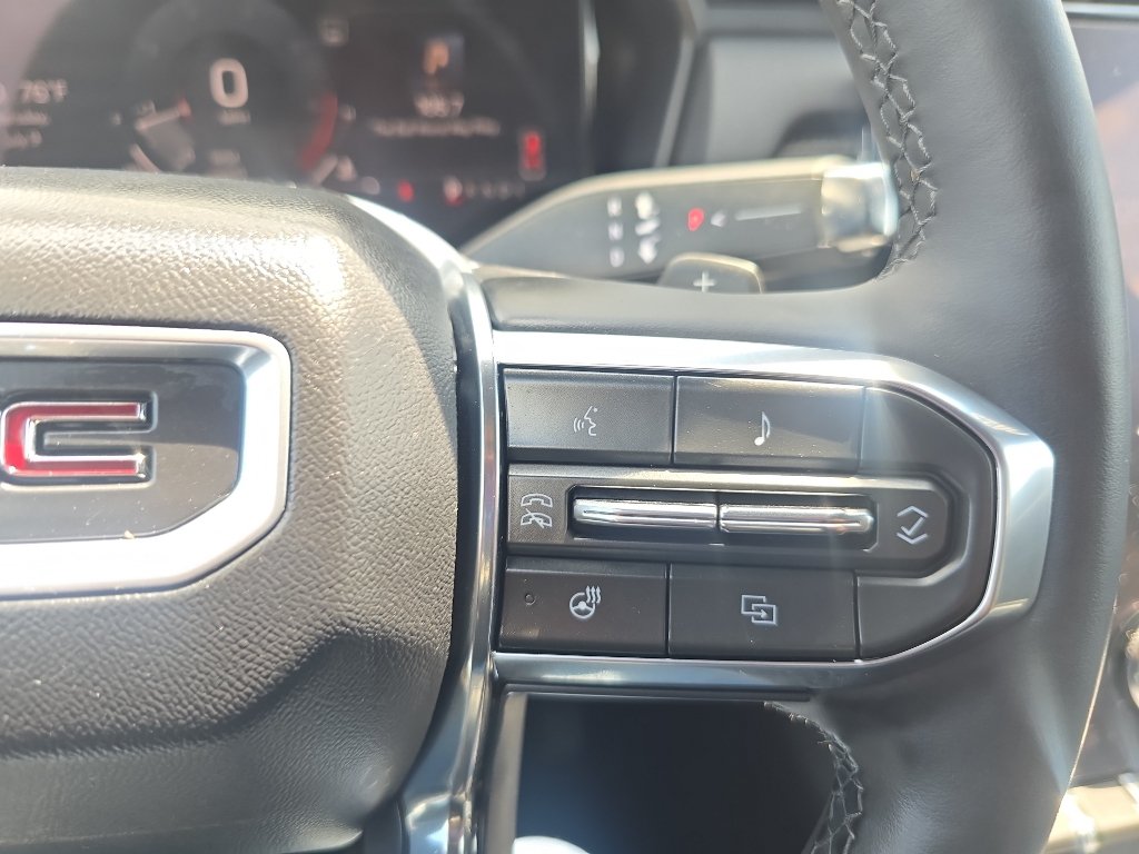 Used 2025 GMC Terrain Elevation AWD/4WD image 22