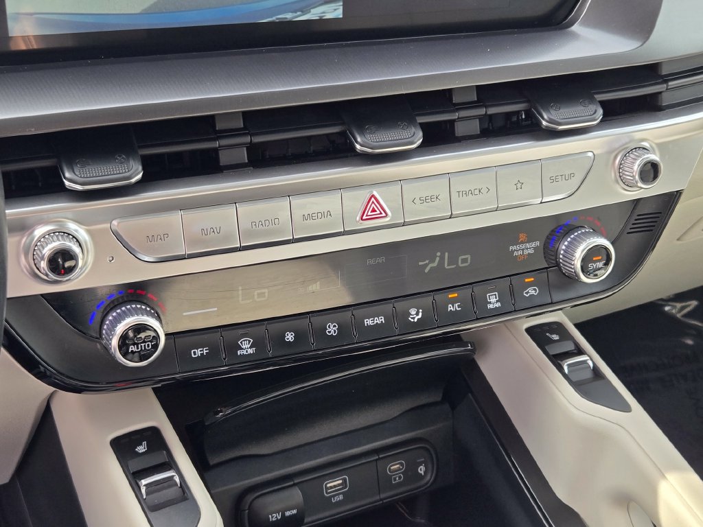 Used 2024 Kia Telluride S w/ S Sunroof Package AWD/4WD image 39