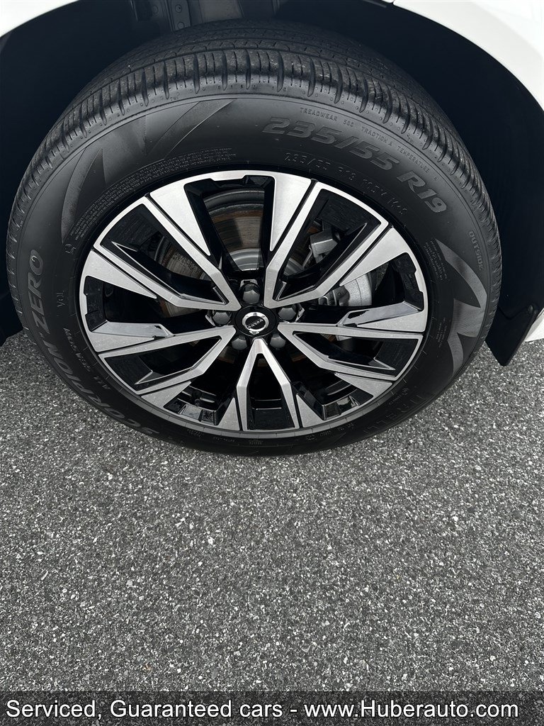 Used 2023 Volvo XC60 B5 Plus w/ Protection Package Premier AWD/4WD image 38