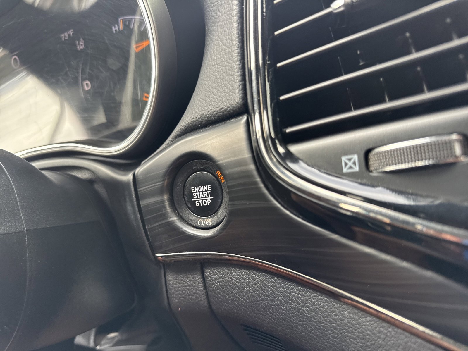 Used 2019 Jeep Grand Cherokee Limited X image 32