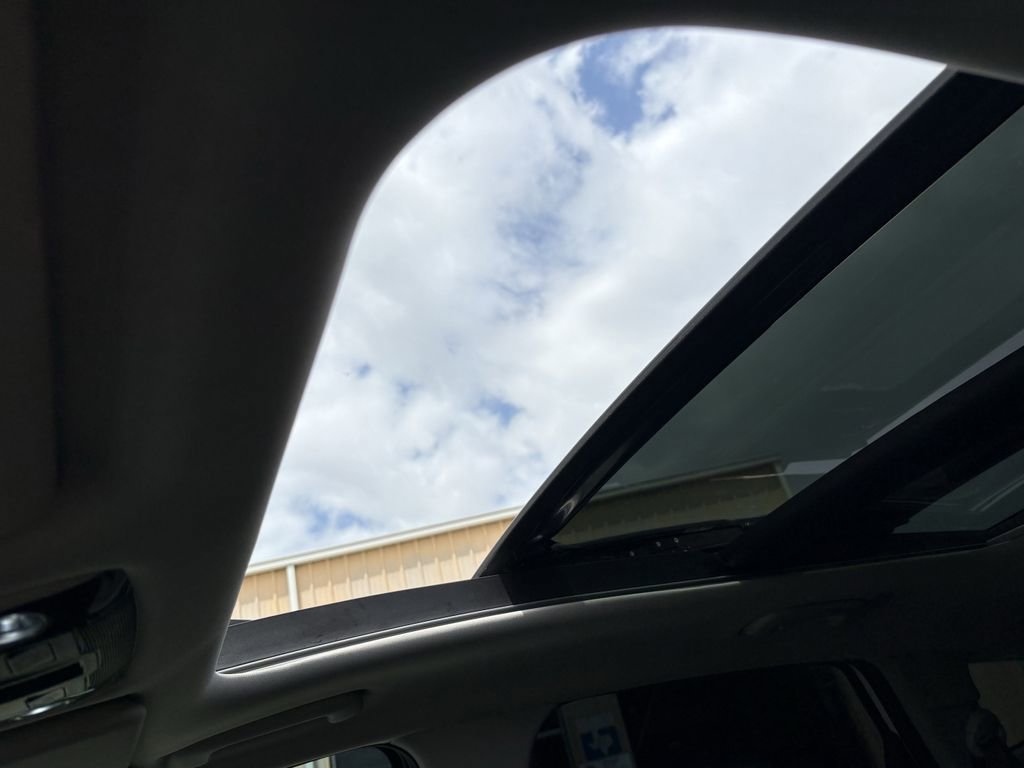 Used 2024 Kia Sportage SX image 19