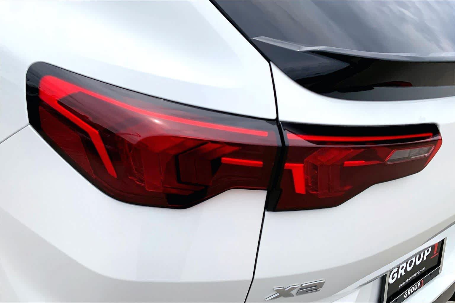 Used 2025 BMW X2 M35i AWD/4WD image 27