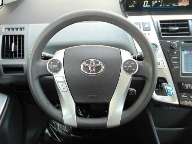 Used 2012 Toyota Prius V Two FWD image 28