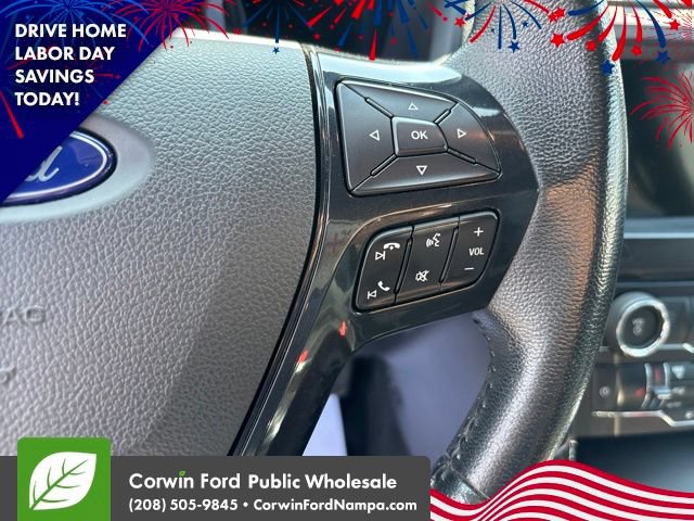 Used 2017 Ford Explorer XLT w/ Equipment Group 202A AWD/4WD image 18