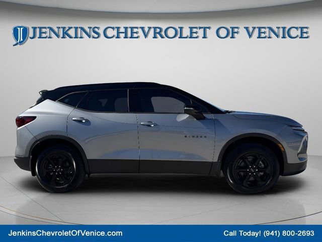 New 2026 Chevrolet Blazer LT w/ Sound & Technology Package FWD image 3