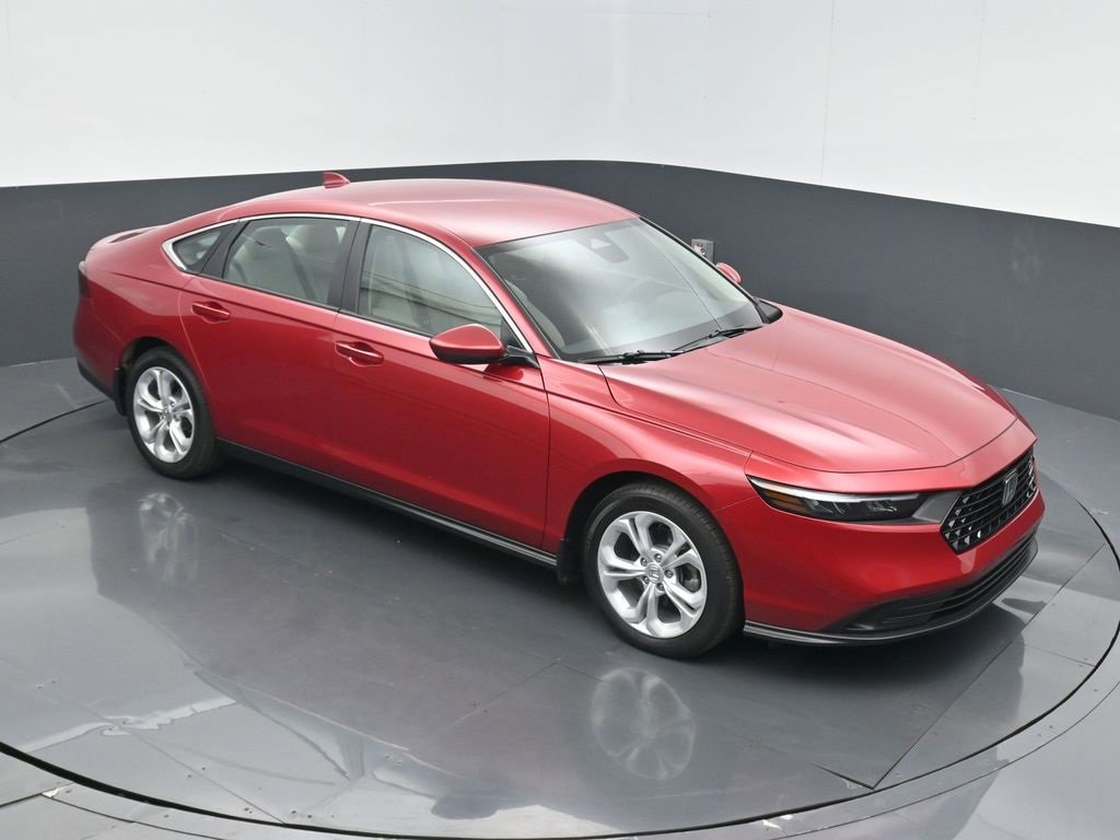 Certified 2025 Honda Accord LX image 27