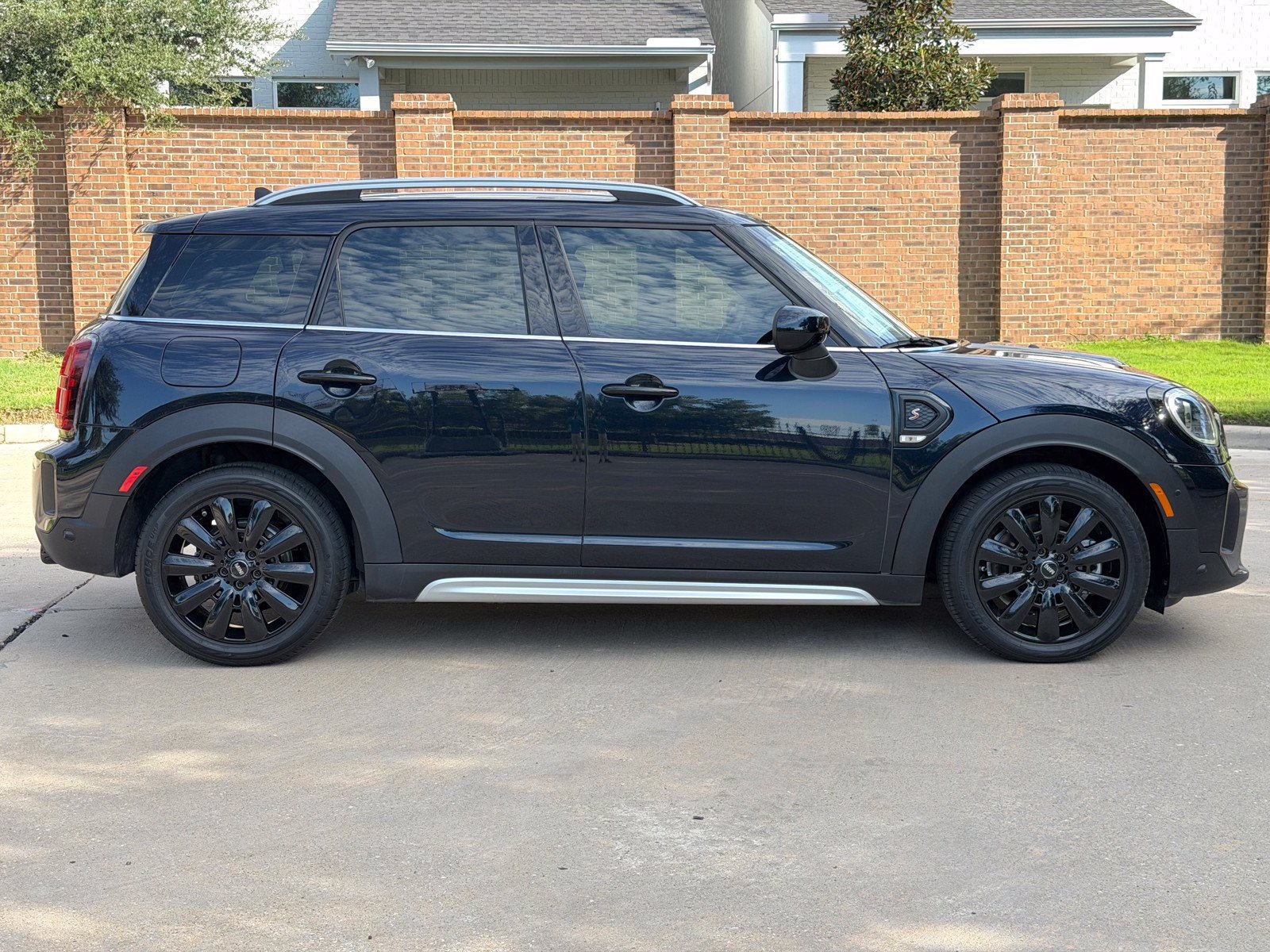 Used 2023 MINI Cooper Countryman S FWD image 13