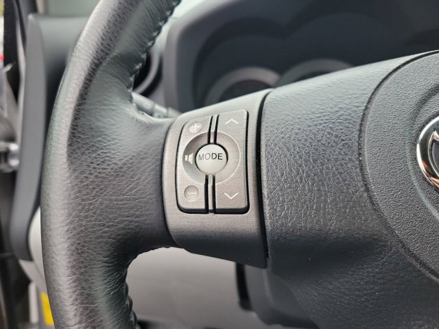 Used 2012 Toyota RAV4 Limited image 30