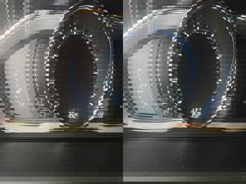 Used 2015 Volvo XC60 T5 Premier w/ Proximity Package image 28